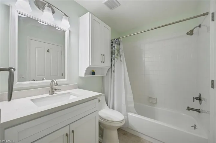 657 Saint Andrews Blvd, Naples, Florida 34113
