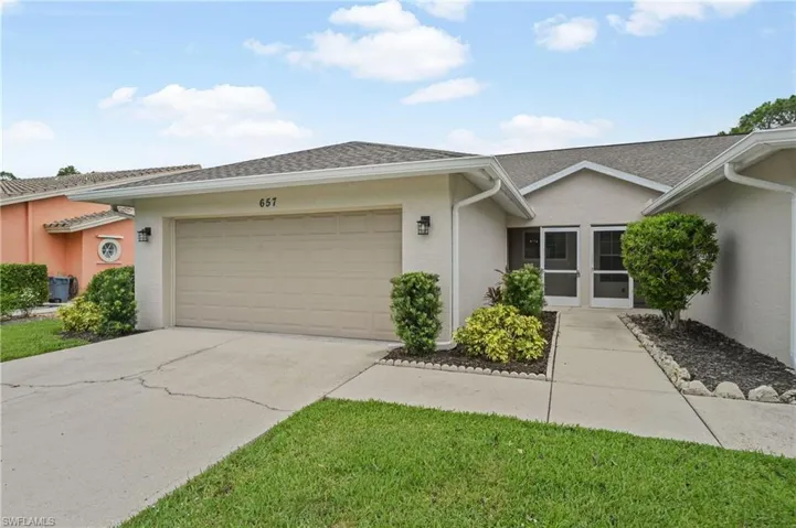 657 Saint Andrews Blvd, Naples, Florida 34113