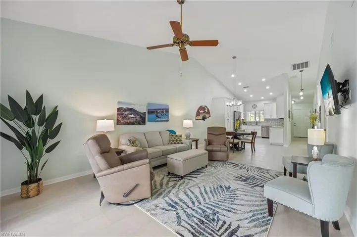 657 Saint Andrews Blvd, Naples, Florida 34113