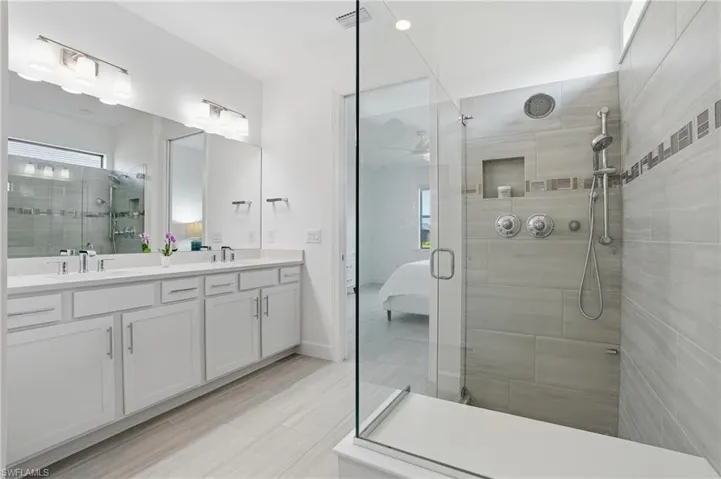 1973 Fresno Ave, Naples, Florida 34120