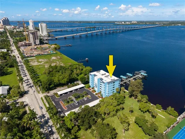 2711 First St 304, Fort Myers, Florida 33916
