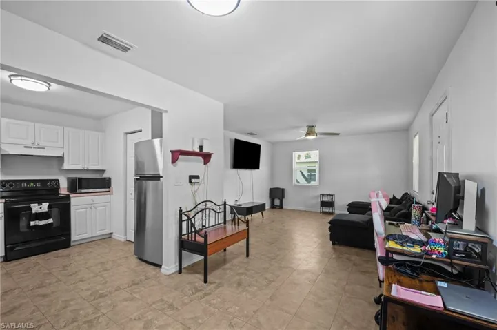 3504 65th St W, Lehigh Acres, Florida 33971