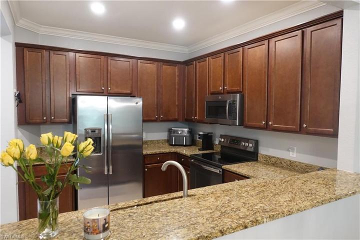 10272 Via Colomba CIR, FORT MYERS FL 33966