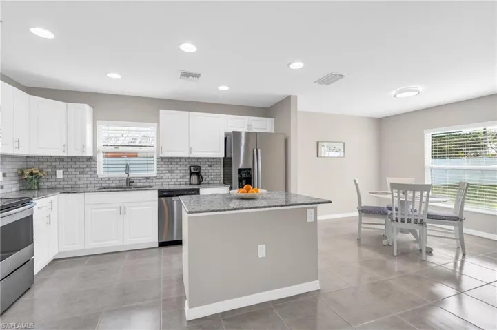 1630 Se 8th Pl, Cape Coral Fl 33990