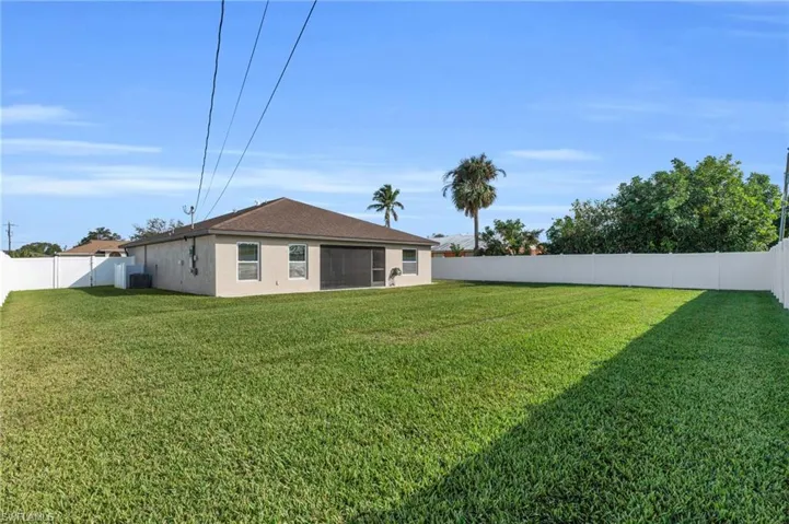 1630 Se 8th Pl, Cape Coral Fl 33990