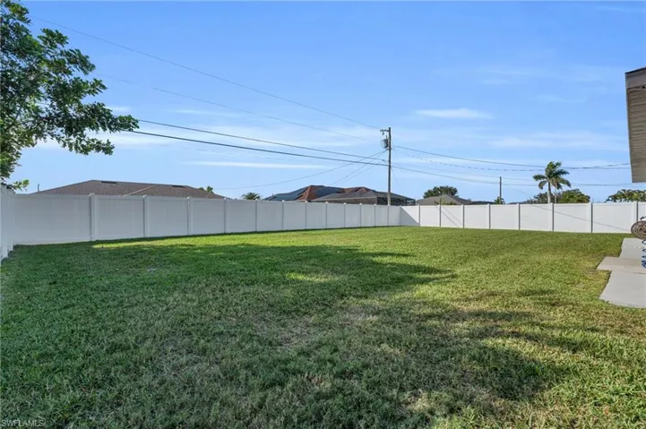 1630 Se 8th Pl, Cape Coral Fl 33990