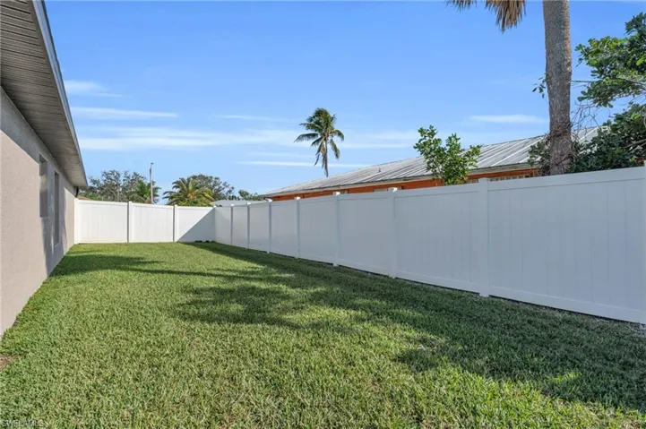 1630 Se 8th Pl, Cape Coral Fl 33990