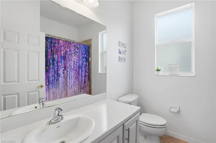 Guest Bath 1