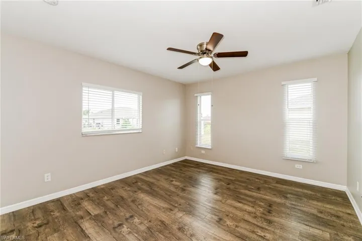 123 Blackstone Dr, Fort Myers, Florida 33913