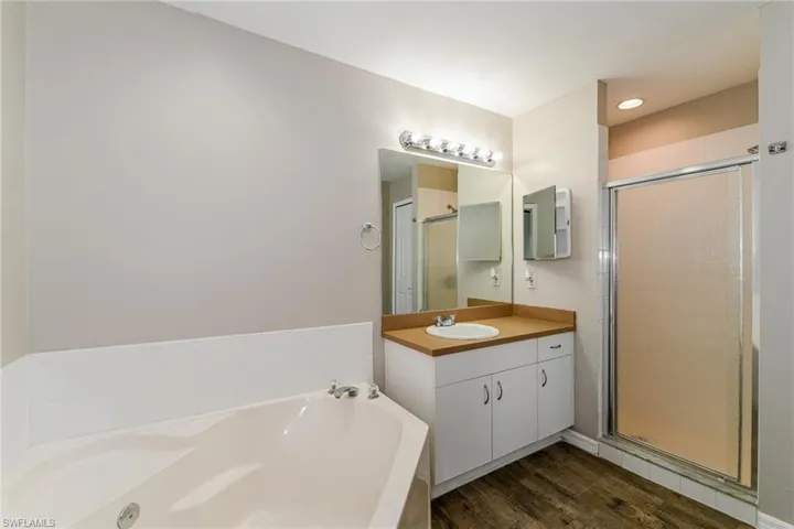 123 Blackstone Dr, Fort Myers, Florida 33913
