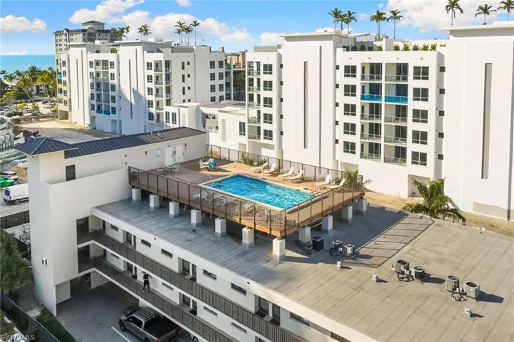 260 Southbay Dr # 107, Naples, Florida 34108
