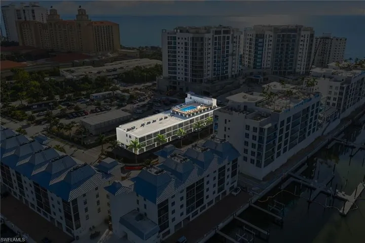 260 Southbay Dr # 107, Naples, Florida 34108