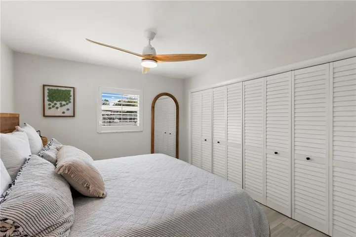 407 Grenada Ave, Naples, Florida 34113