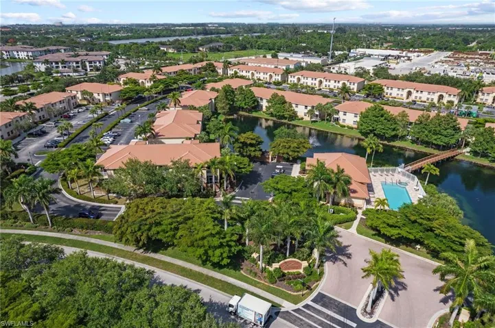 15550  Bellamar  DR, Fort Myers, FL 33908