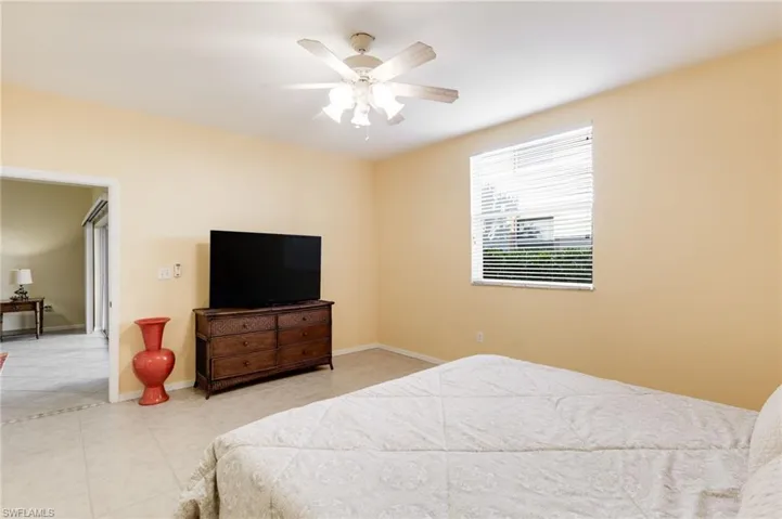 15550  Bellamar  DR, Fort Myers, FL 33908