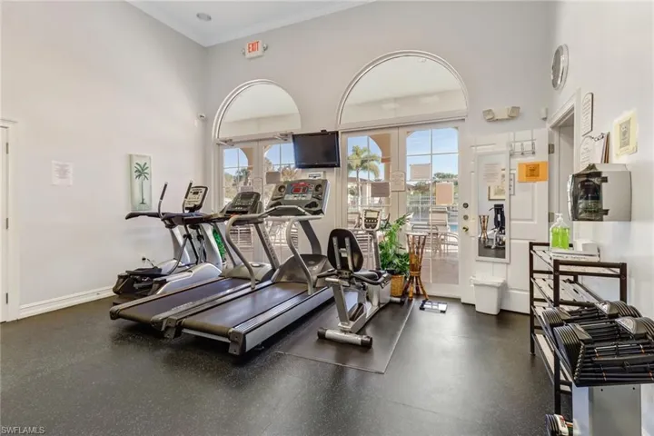 15550  Bellamar  DR, Fort Myers, FL 33908