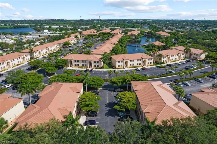 15550  Bellamar  DR, Fort Myers, FL 33908