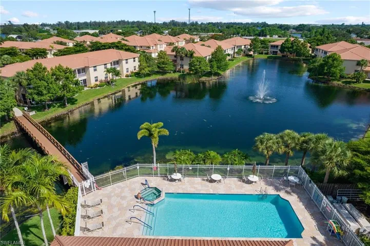 15550  Bellamar  DR, Fort Myers, FL 33908