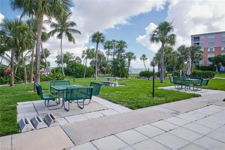 Picnic area