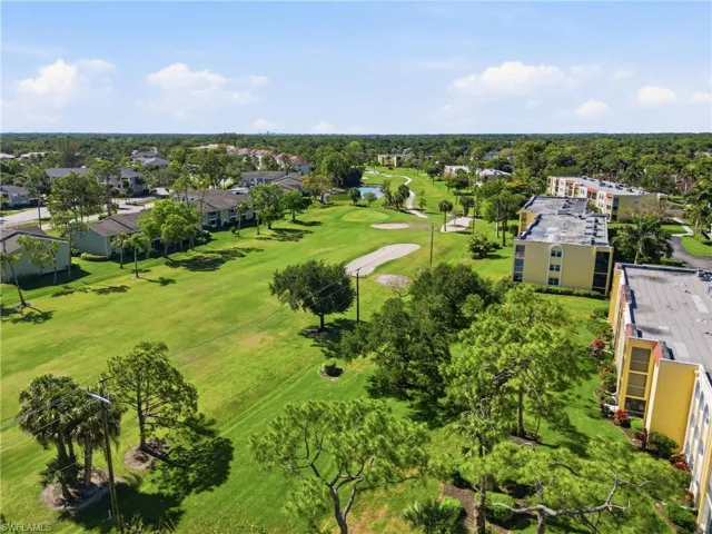 1086  Forest Lakes  DR, Naples, FL 34105