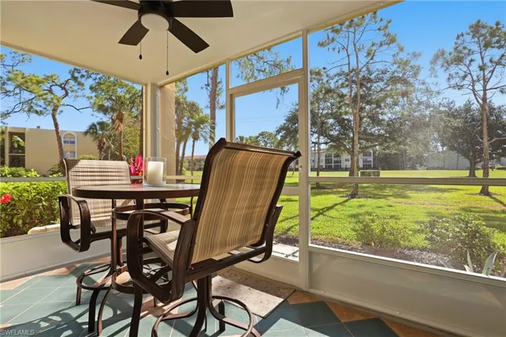 1086  Forest Lakes  DR, Naples, FL 34105
