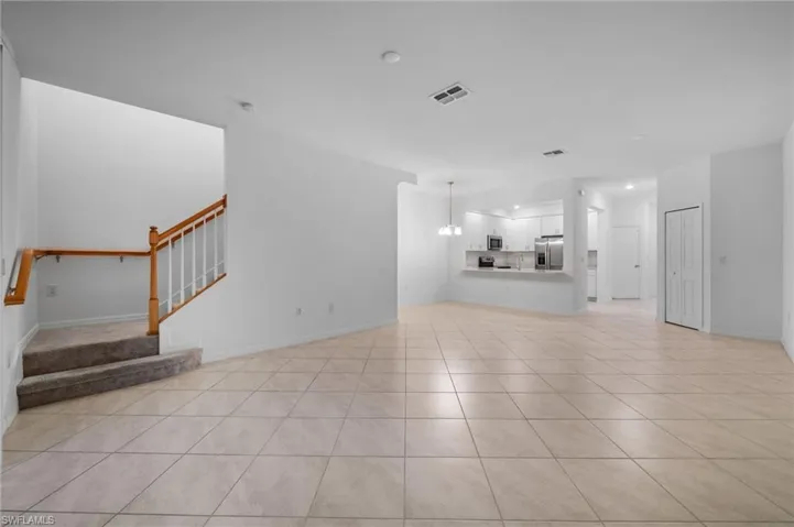 2878  Blossom  WAY, Naples, FL 34120