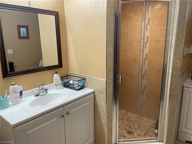 531 SW 39th  TER, Cape Coral, FL 33914