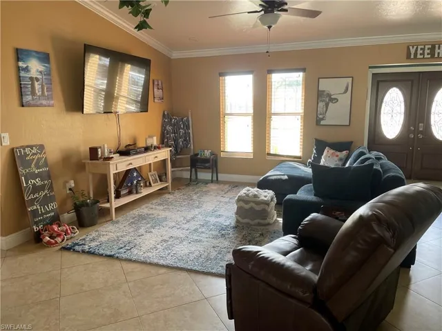 531 SW 39th  TER, Cape Coral, FL 33914