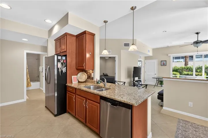 8541 Oakshade Cir 2, Fort Myers, Florida 33919