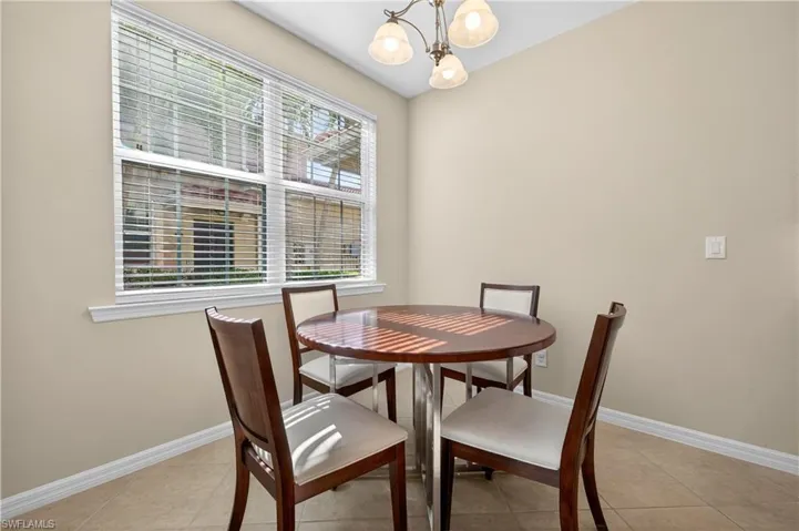 8541 Oakshade Cir 2, Fort Myers, Florida 33919