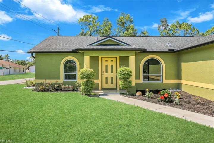 5201 4th St W, Lehigh Acres, Florida 33971