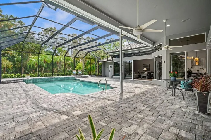 Private lanai