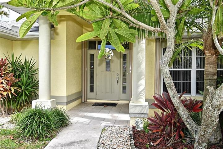 Welcome home to your tropical oasis!