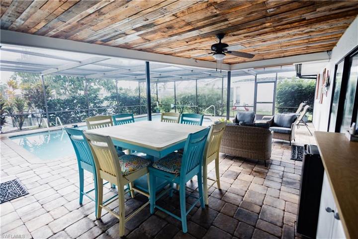 1323 SE 23rd AVE, CAPE CORAL FL 33990