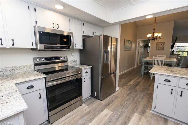 1323 SE 23rd AVE, CAPE CORAL FL 33990
