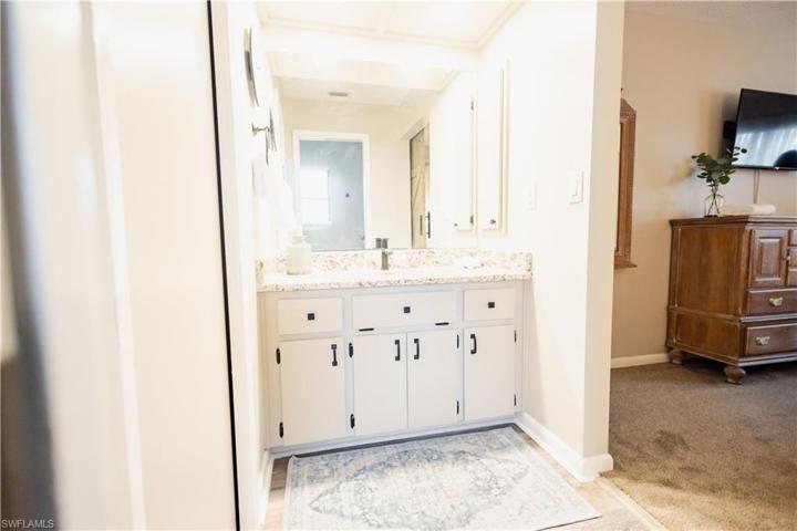 1323 SE 23rd AVE, CAPE CORAL FL 33990