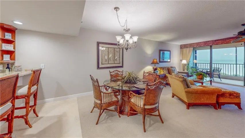 Dining/Living/Bacony