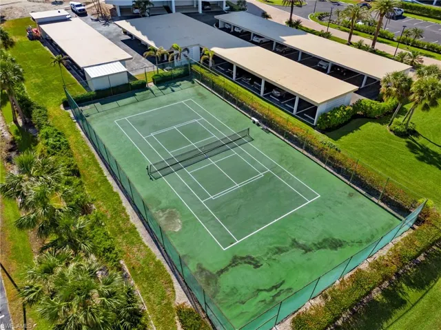 Tennis/Pickleball Courts