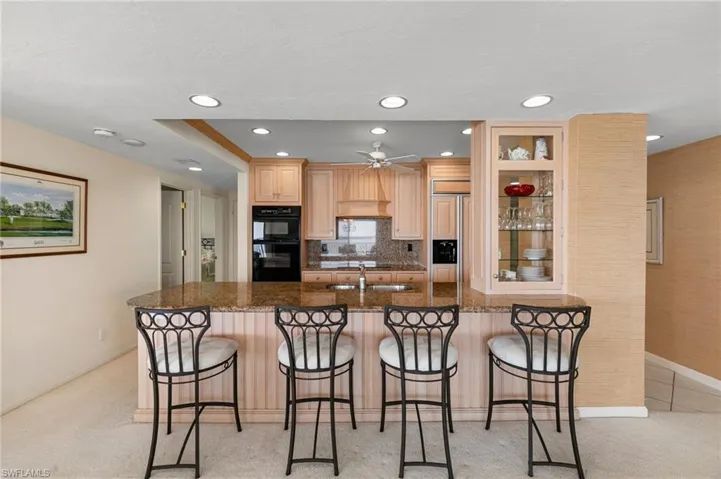 Extended counter, great for entertaining