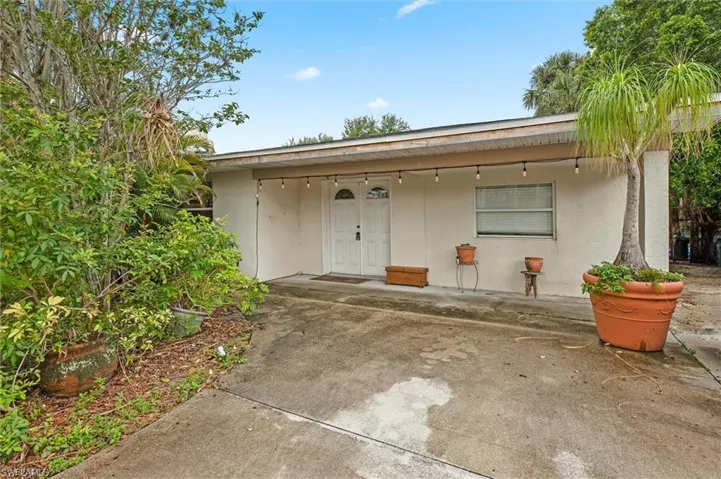 View of property entrance
