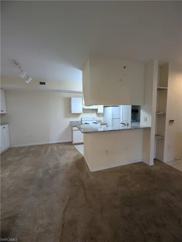 6481 Aragon Way 205, Fort Myers, Florida 33966