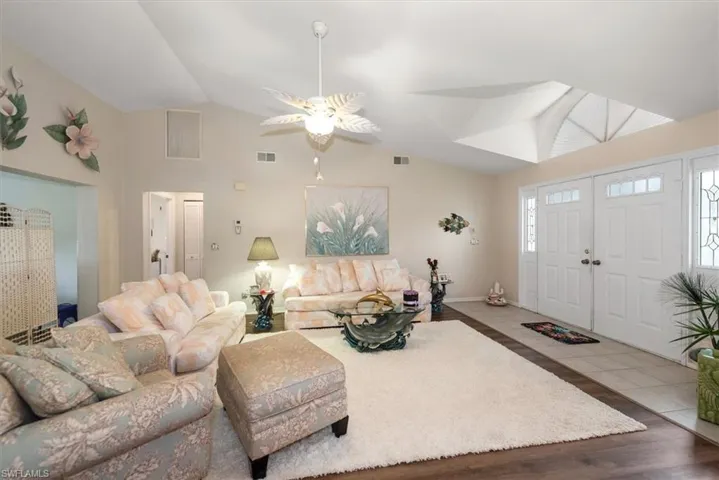17837 Dracena Cir, North Fort Myers, Florida 33917