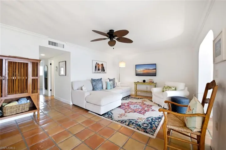 333 Harbour Dr 209, Naples, Florida 34103