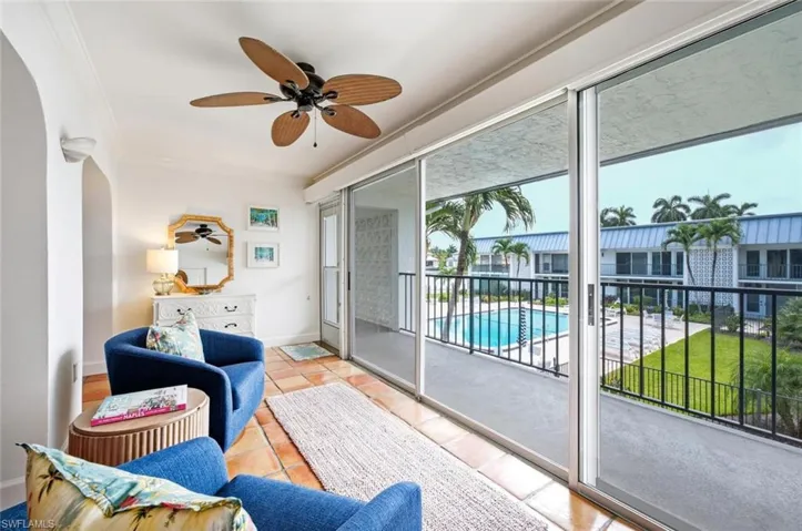 333 Harbour Dr 209, Naples, Florida 34103