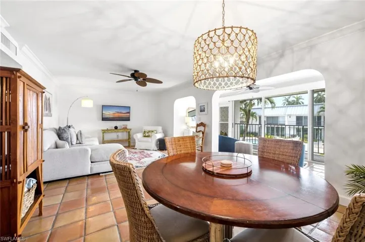 333 Harbour Dr 209, Naples, Florida 34103