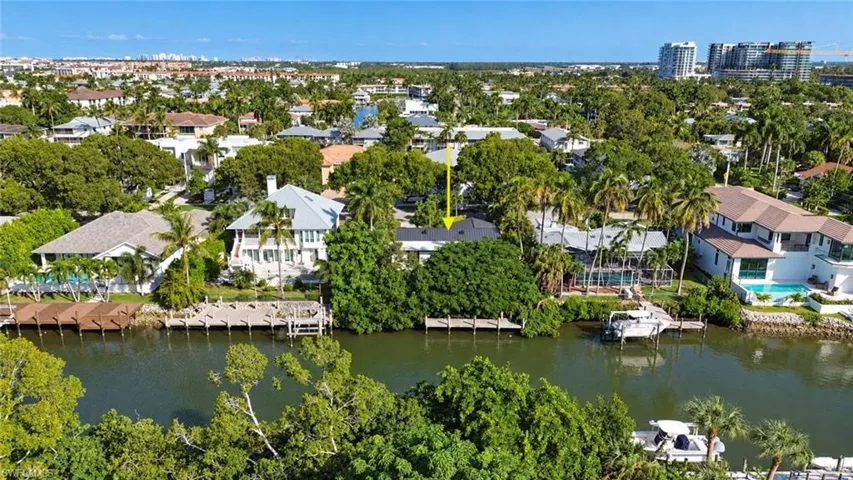 1630 Chesapeake Ave, Naples, Florida 34102