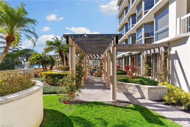 4021 Gulf Shore Blvd N # G7, Naples, Florida 34103