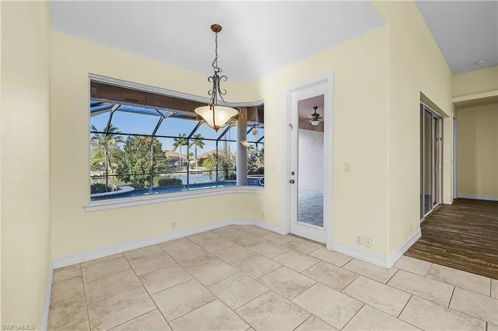 325 SE 21st  ST, Cape Coral, FL 33990