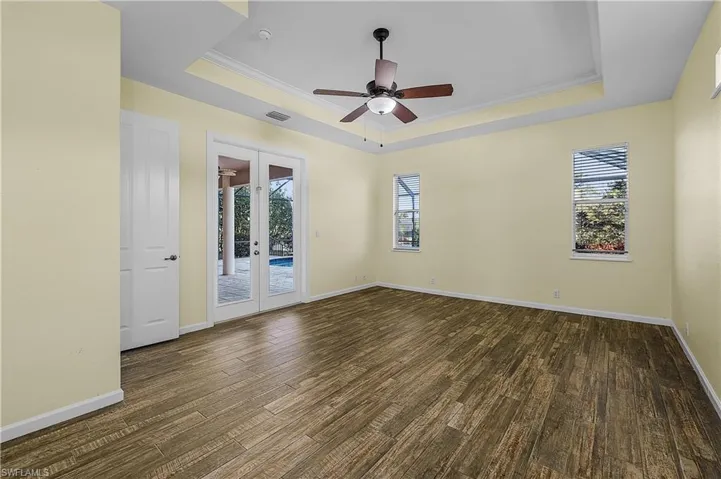 325 SE 21st  ST, Cape Coral, FL 33990