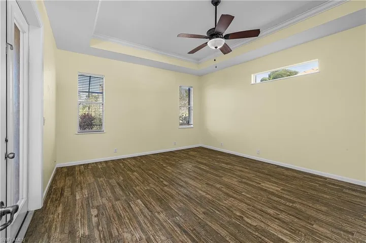 325 SE 21st  ST, Cape Coral, FL 33990
